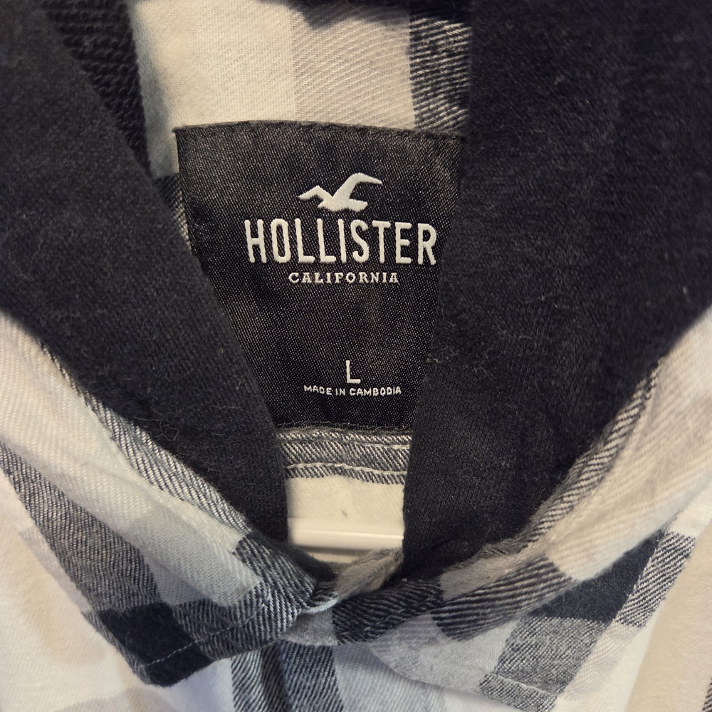 Hollister Black & White Plaid Hooded Flannel Shirt